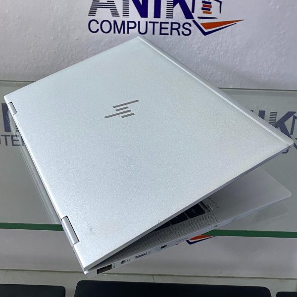 HP Elitebook x360 1040 G6 – CORE i7 – 8th Gen – 512GB SSD – 32GB RAM – WIN 11 – Face ID