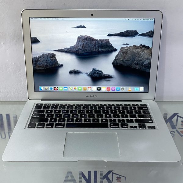 Apple MacBookAir 2017 – CORE i7 – 256GB – 8GB Ram – BackLit – 2GB Graphics – Keyboard Light